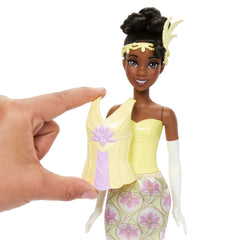 Princesses Disney Poupée Mode Histoires de Tiana 2-en-1