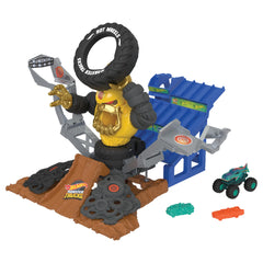Hot Wheels Monster Trucks Arena Smashers MEGA-Wrex vs Crushzilla Takedown Playset